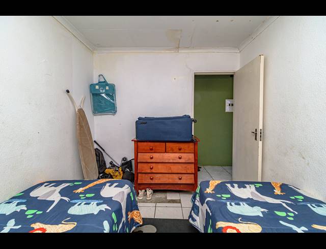 2 BEDROOM HOUSE FOR SALE IN CRESSLAWN
